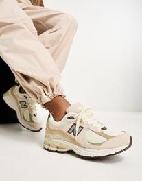 Προσφορά New Balance 2002 sneakers in tan - exclusive to ASOS - TAN για 112€ σε Asos