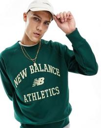 Προσφορά New Balance collegiate sweatshirt in green για 72€ σε Asos