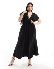 Προσφορά ASOS DESIGN Curve v neck short sleeve broderie midi dress in black για 44€ σε Asos