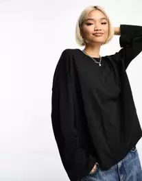 Προσφορά ONLY oversized long sleeve t-shirt in black για 34€ σε Asos