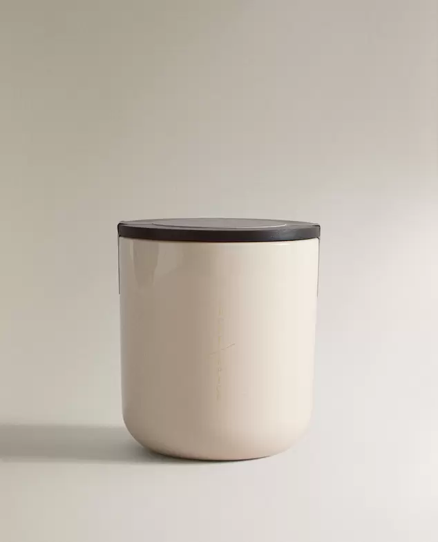 Προσφορά (500 G) ΑΡΩΜΑΤΙΚΟ ΚΕΡΙ CÈDRE ÉPICÉ για 22,99€ σε ZARA HOME