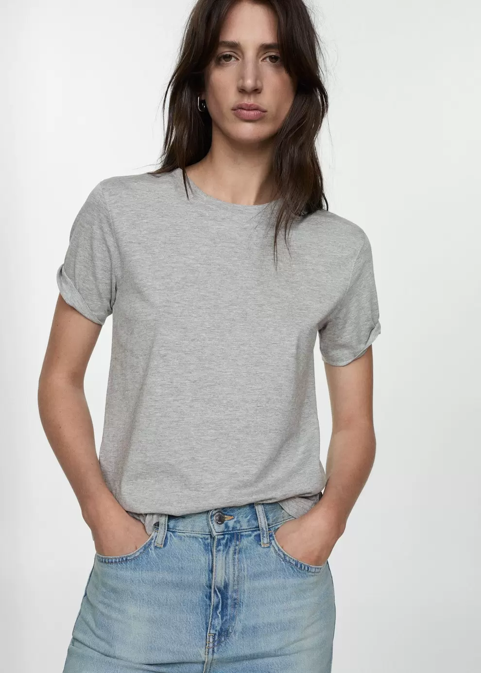 Προσφορά T-SHIRT για 7,99€ σε VIOLETA by Mango