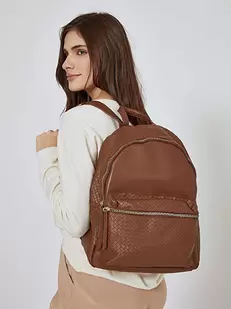 Προσφορά Textured leather effect backpack για 25€ σε Celestino