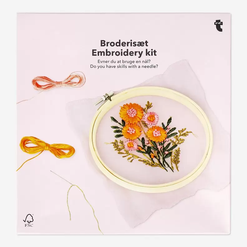Προσφορά DIY κιτ κεντήματος λουλουδιών για 4€ σε Flying Tiger