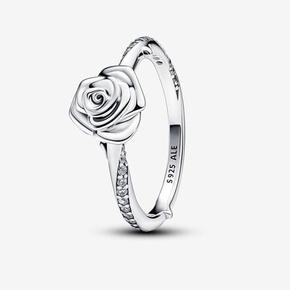 Προσφορά Δαχτυλίδι με ανθισμένο τριαντάφυλλο για 49€ σε Pandora