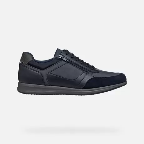 Προσφορά AVERY MAN για 69,93€ σε GEOX