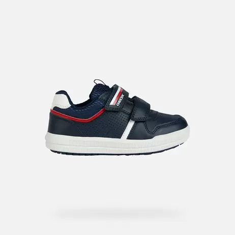 Προσφορά ARZACH BOY για 530063€ σε GEOX