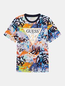 Προσφορά T-shirt με τύπωμα σε όλη την επιφάνεια για 28€ σε Guess