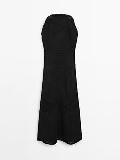 Προσφορά Μίντι φόρεμα κροσέ με κεντημένες λεπτομέρειες για 249€ σε Massimo Dutti
